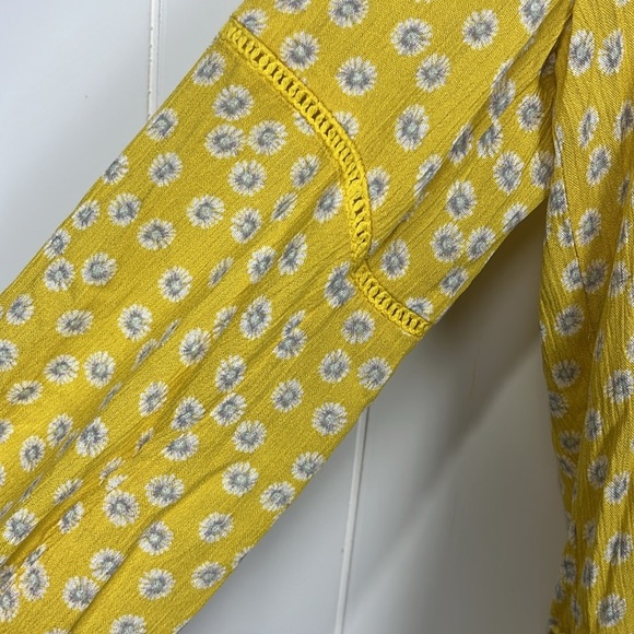 Pleione Womens Top S Yellow Blue Floral Balloon Sleeves Tiered Pullover Boho NWT - Picture 5 of 14